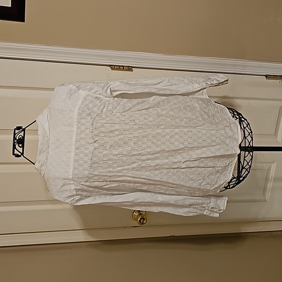 Top - Picture 3 of 4